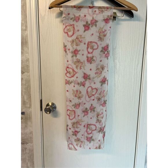 Scarf   - Picture 1 of 3